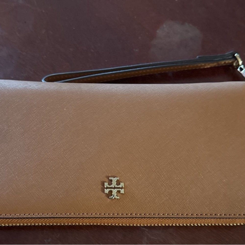 Tory Burch Brown Leather Wallet